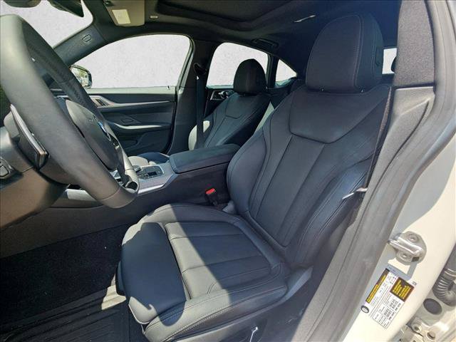 Used 2025 BMW 430i w/ Premium Package RWD image 16