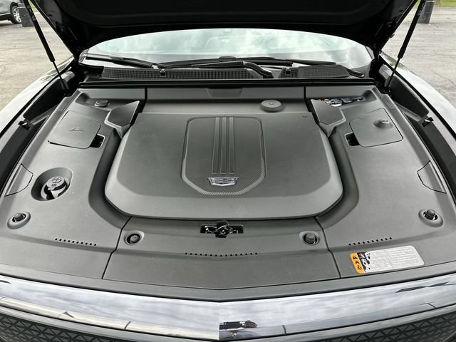 New 2026 Cadillac Lyriq V w/ LPO, Floor Liner Package AWD/4WD image 30