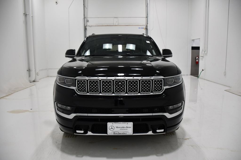 Used 2022 Jeep Grand Wagoneer Series III w/ Rear Seat Video Group 1 image 2