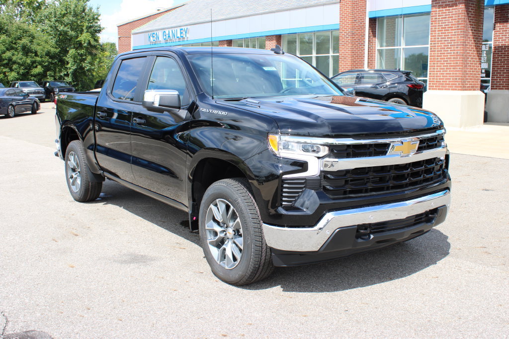 New 2026 Chevrolet Silverado 1500 LT w/ Safety Package AWD/4WD image 5