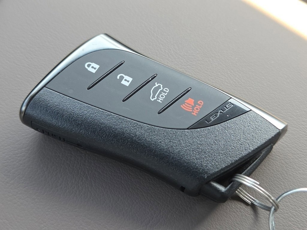 New 2025 Lexus ES 350 350 Luxury image 40