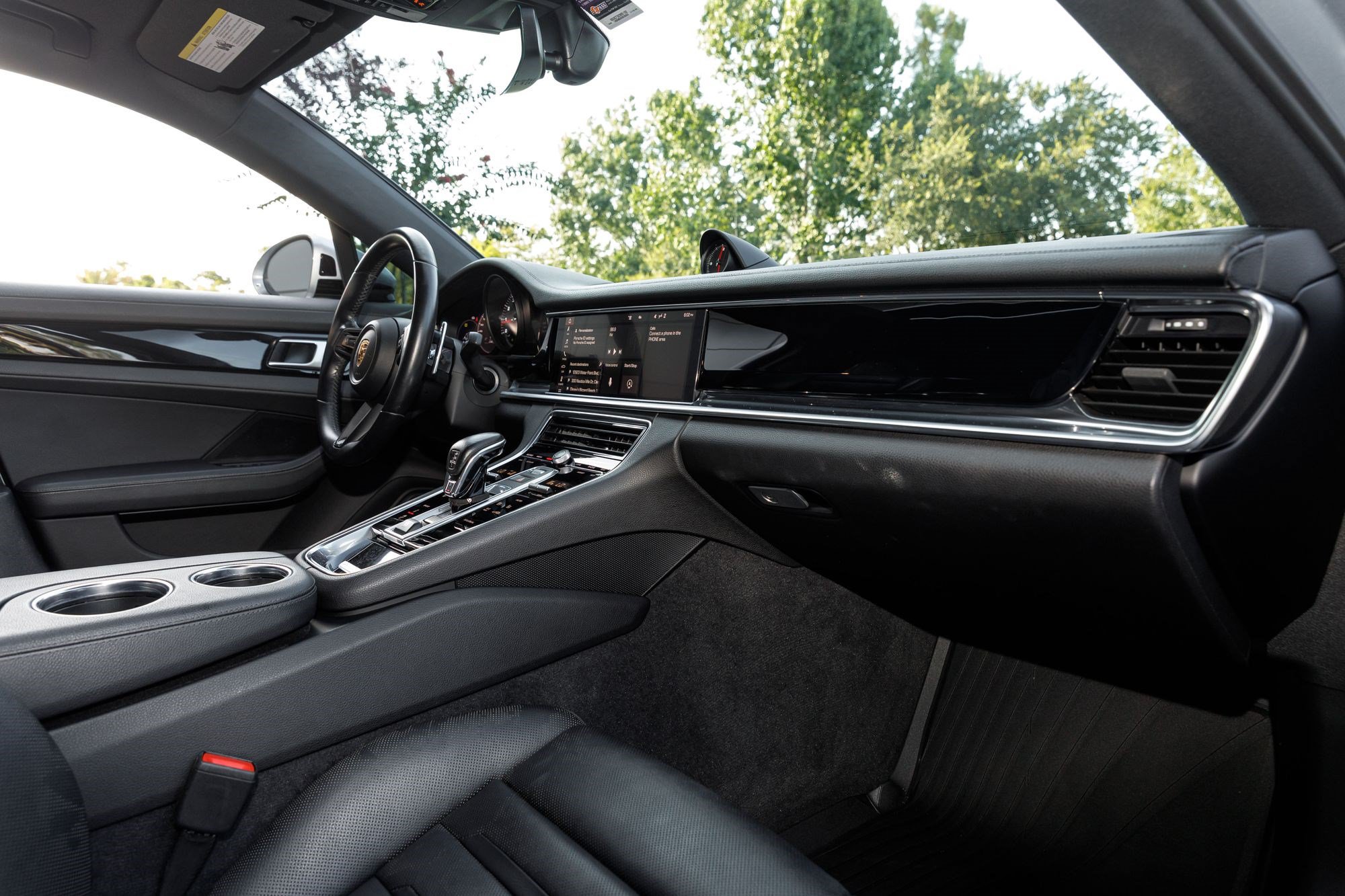 Used 2021 Porsche Panamera image 12
