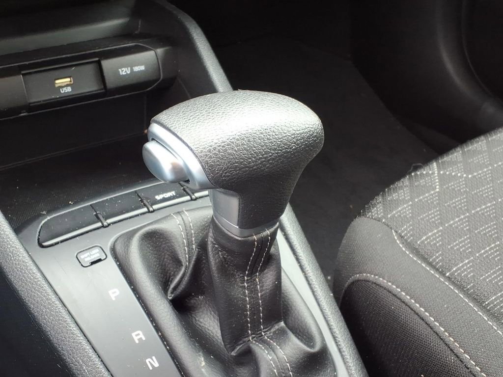 Used 2021 Kia Rio S image 16