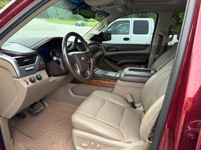 Used 2018 Chevrolet Tahoe Premier AWD/4WD image 13