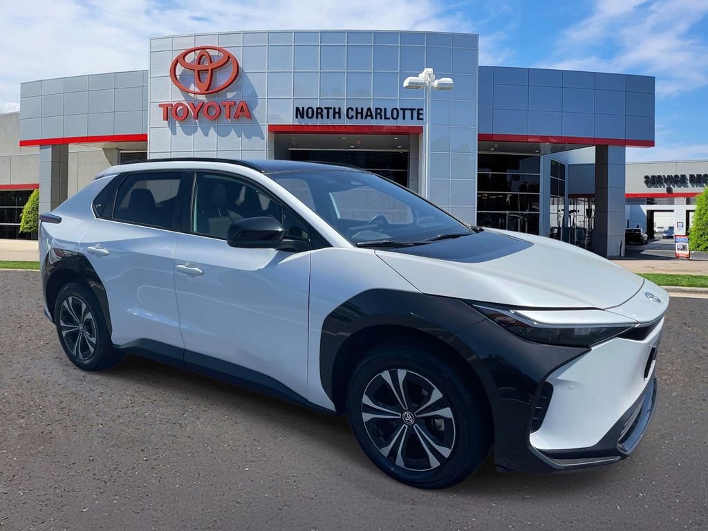 Used 2024 Toyota bZ4X AWD w/ Weather Package image 3