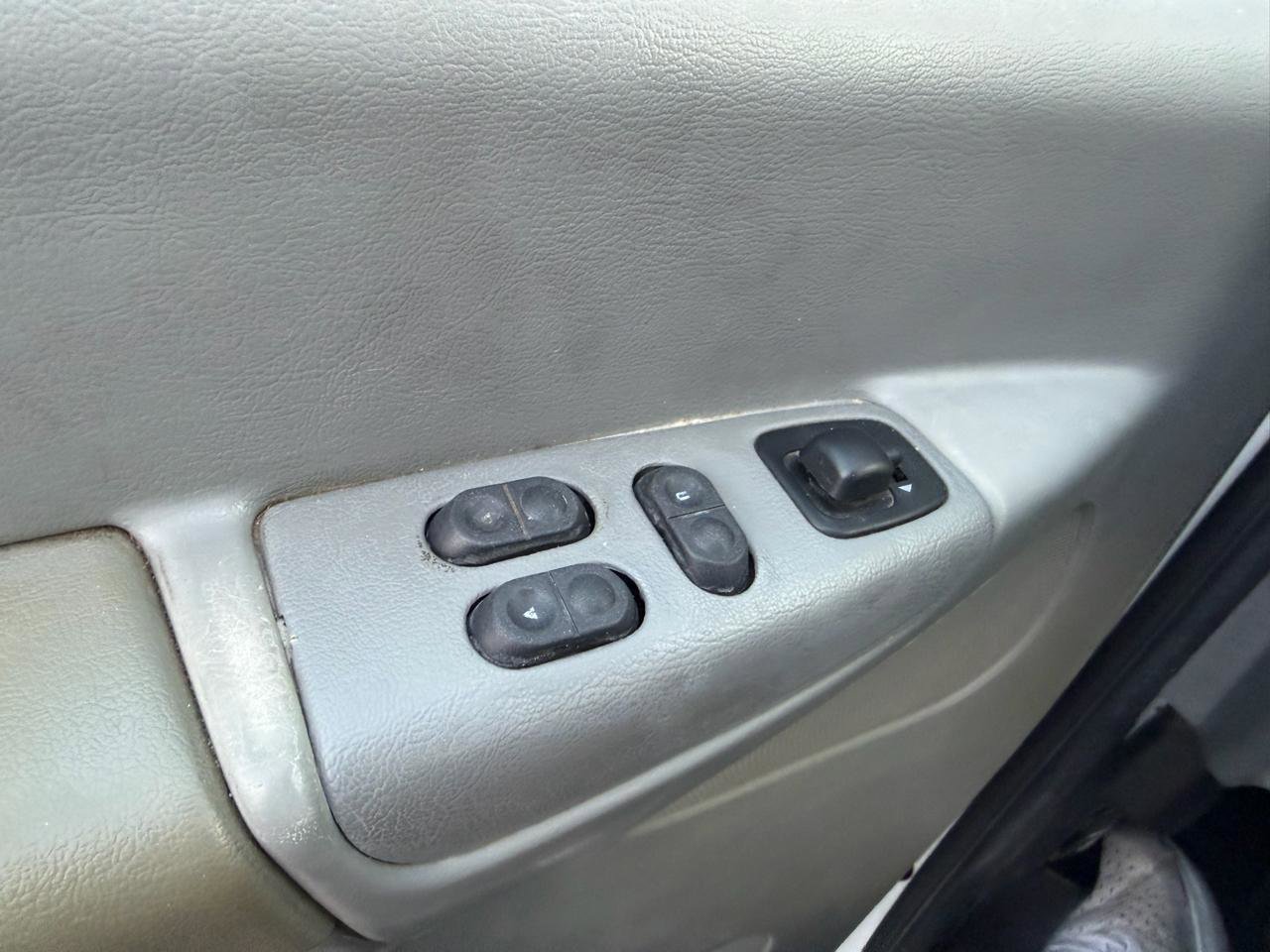 Used 2007 Ford E-250 and Econoline 250 RWD image 41