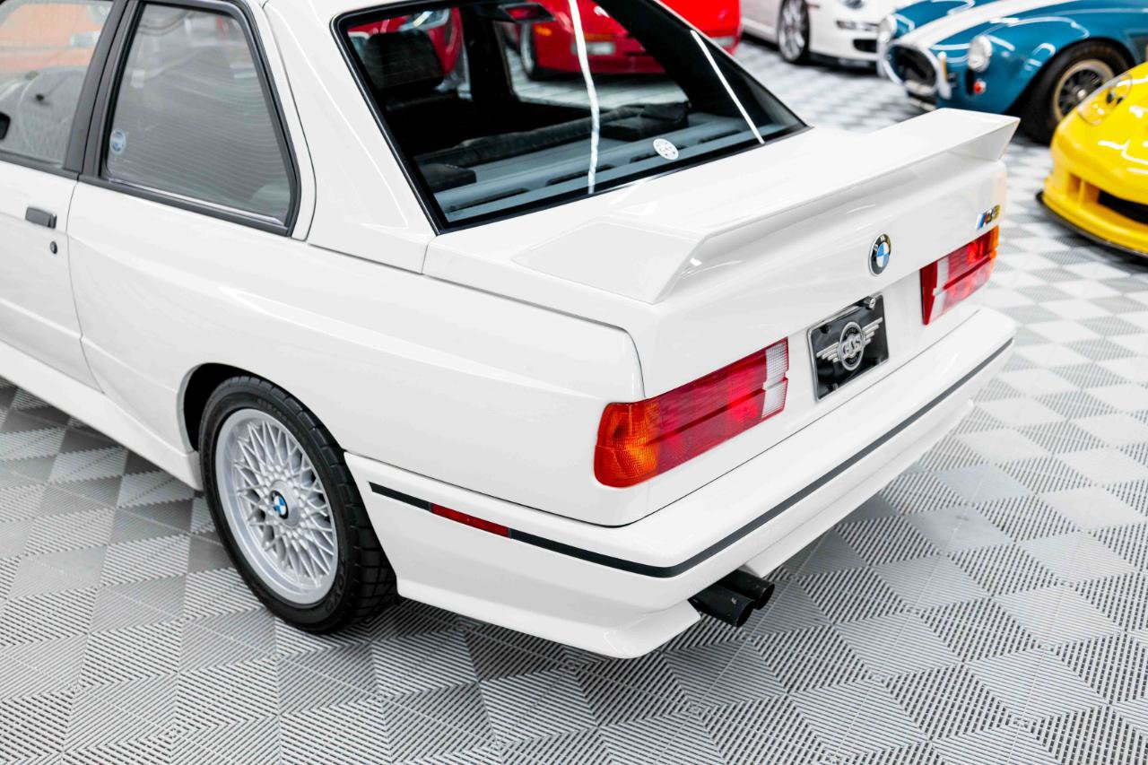 Used 1990 BMW M3 Coupe RWD image 29