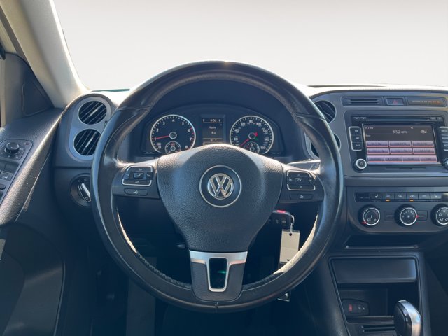 Used 2015 Volkswagen Tiguan S AWD/4WD image 15