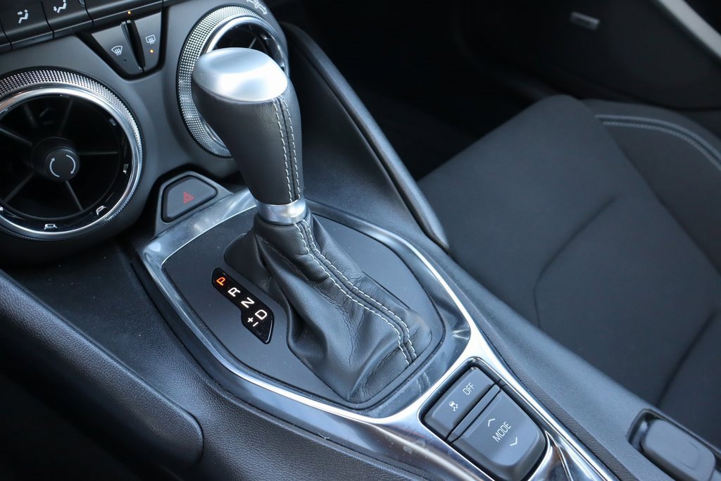 Used 2023 Chevrolet Camaro LT w/ Technology Package image 14