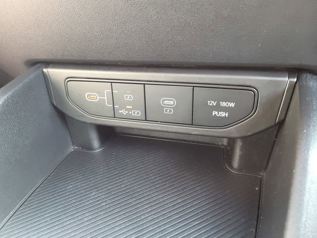 Used 2025 Kia K4 LXS image 24