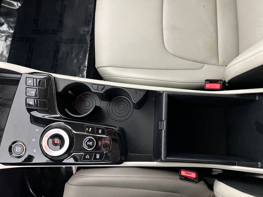 Used 2023 Kia Sportage EX image 15