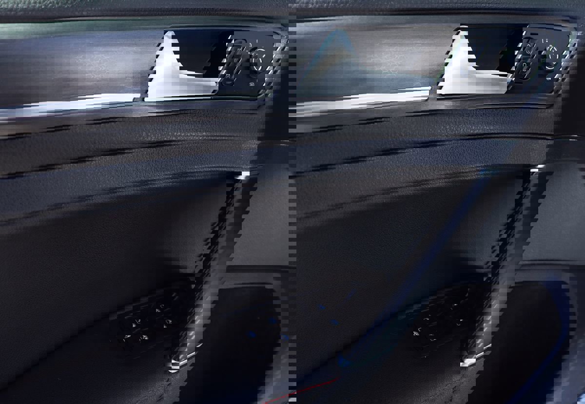 Used 2019 Volkswagen GTI SE w/ SE Experience Package image 38