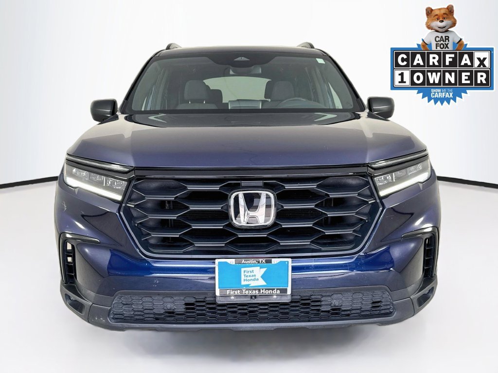 Used 2023 Honda Pilot Sport image 2