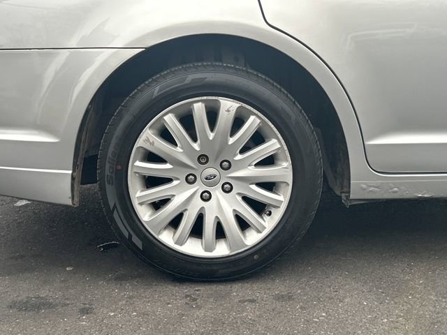 Used 2011 Ford Fusion Hybrid image 26