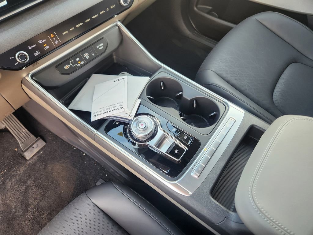 New 2026 Kia Carnival EX image 21
