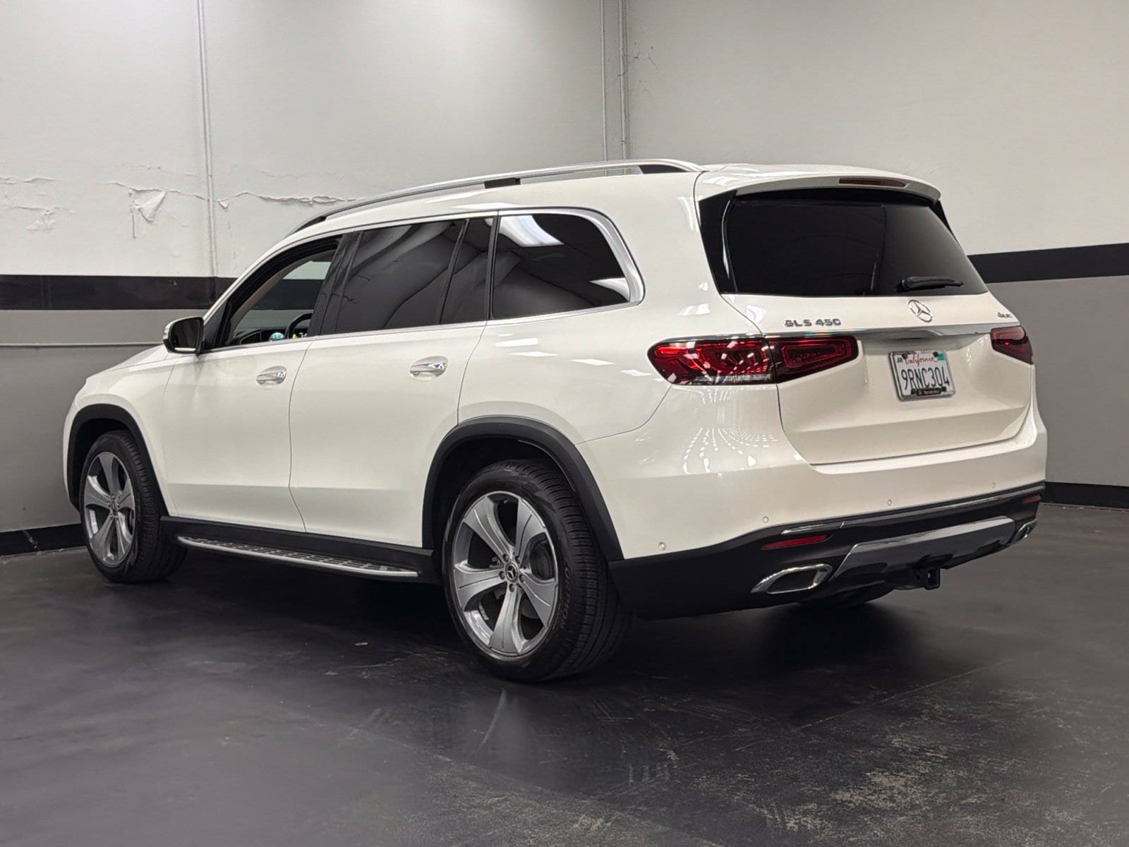 Used 2021 Mercedes-Benz GLS 450 4MATIC image 9