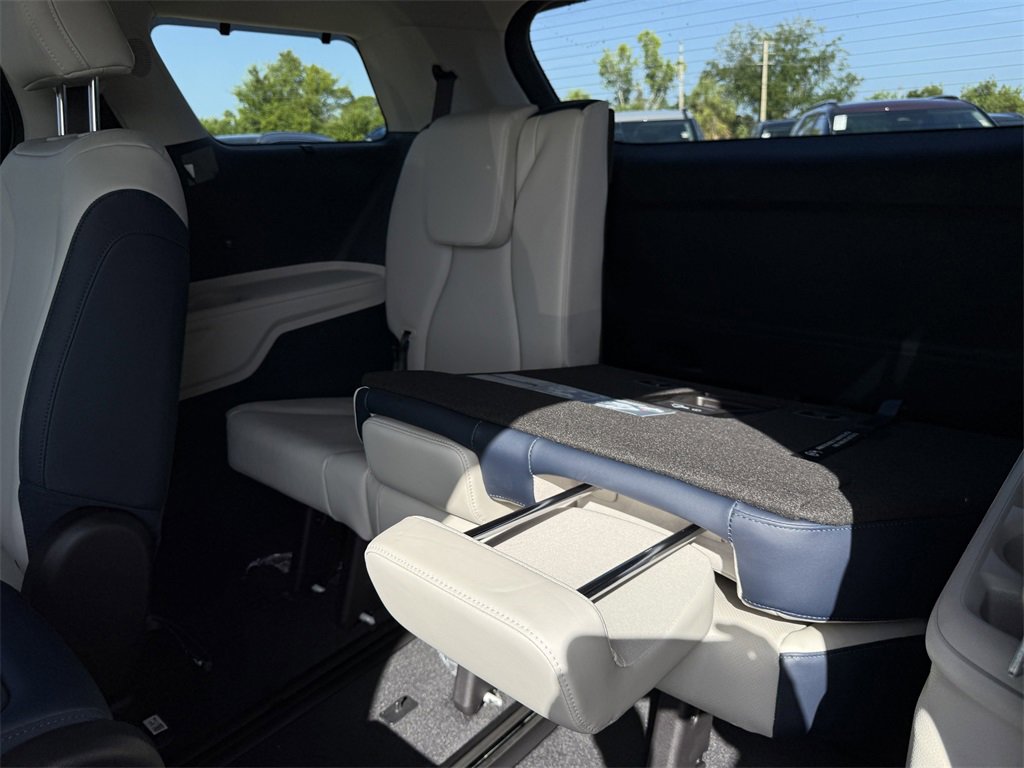 New 2026 Kia Carnival SX image 21