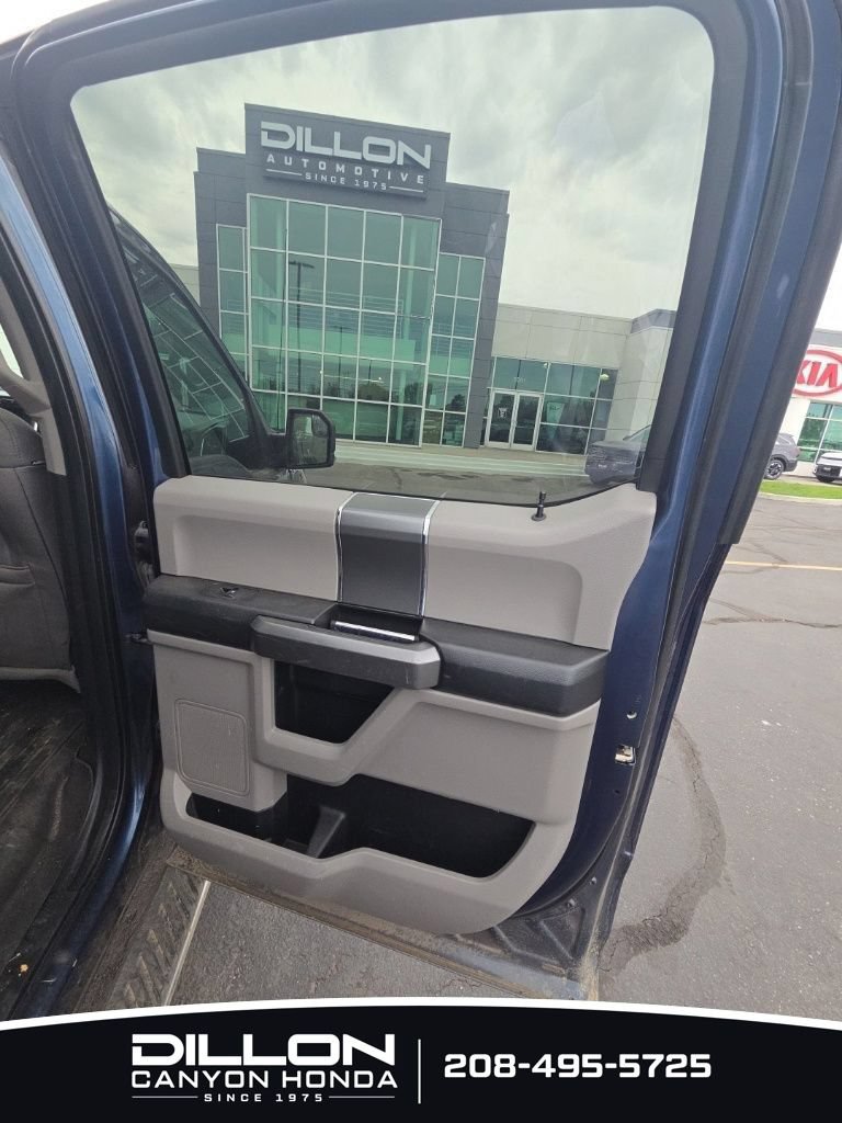 Used 2016 Ford F150 XLT w/ Equipment Group 302A Luxury AWD/4WD image 25