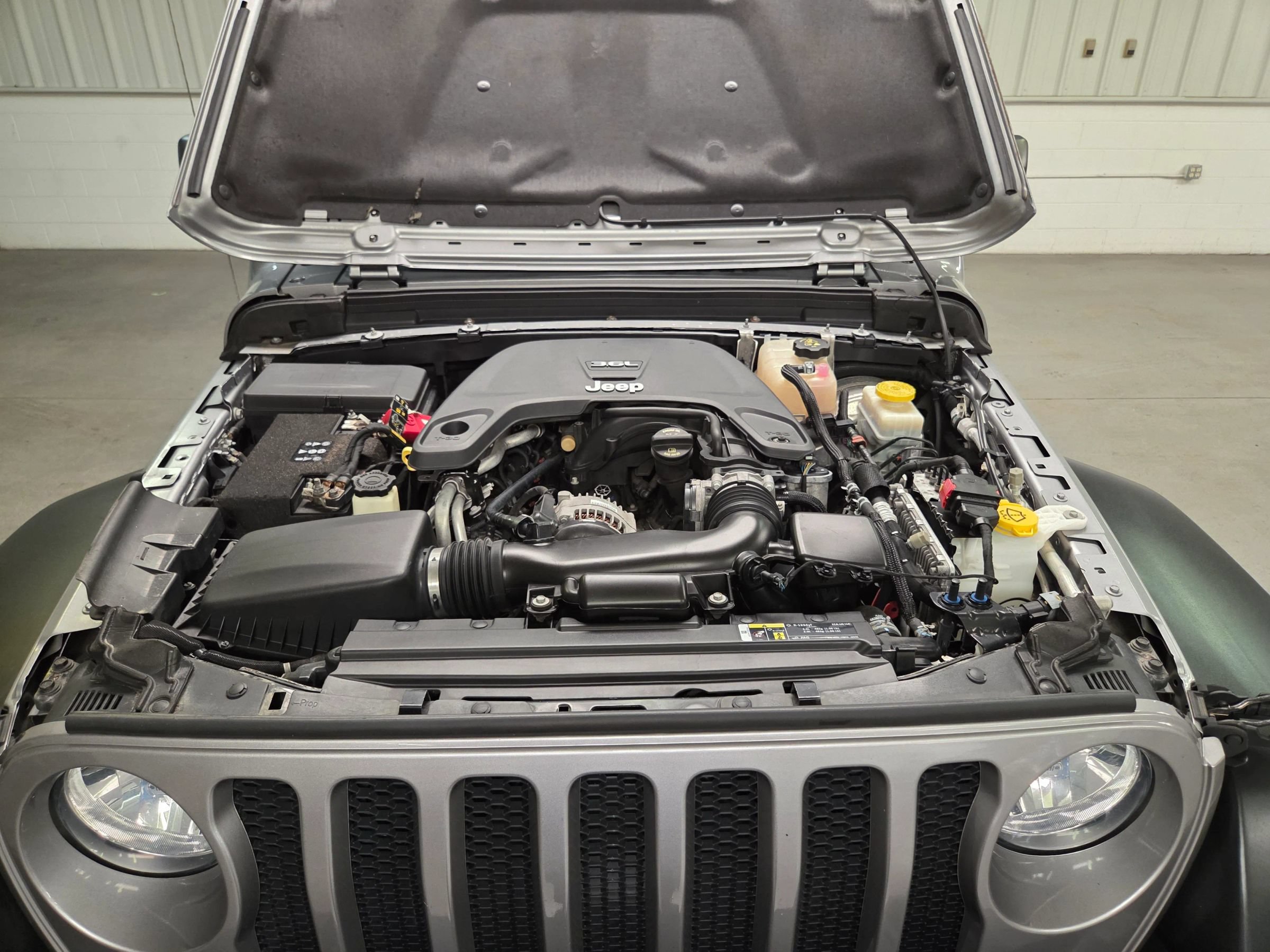 Used 2019 Jeep Wrangler Unlimited Sport S AWD/4WD image 37