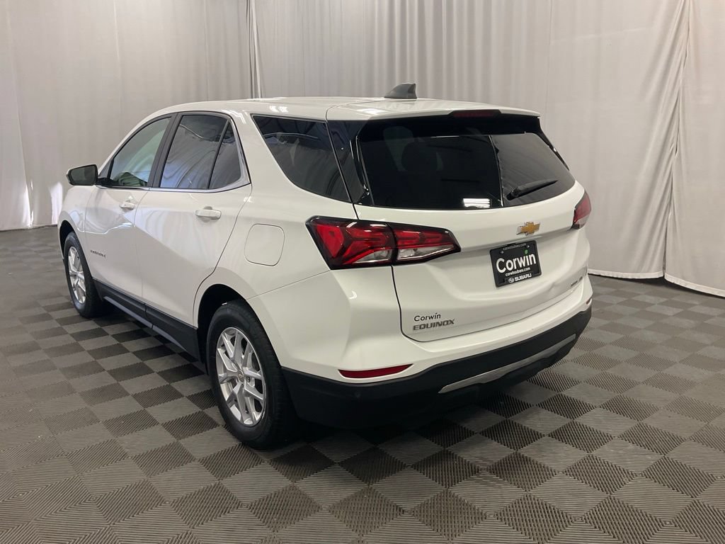 Used 2023 Chevrolet Equinox LT w/ Driver Convenience Package AWD/4WD image 8