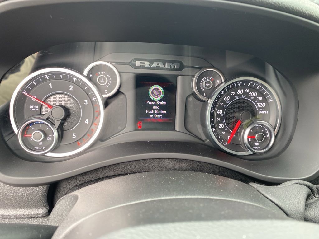 New 2025 RAM 2500 Tradesman image 28