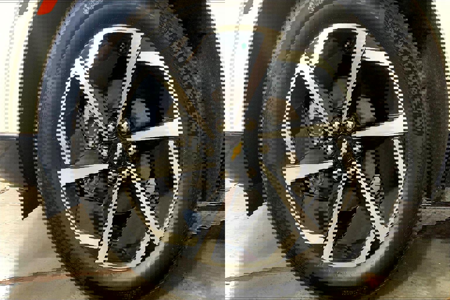 Used 2025 Chevrolet Equinox EV LT FWD image 9