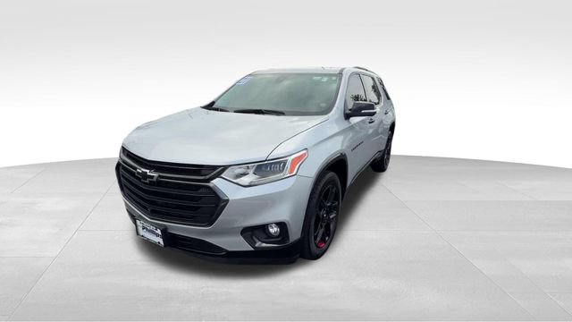 Used 2021 Chevrolet Traverse Premier w/ Redline Edition AWD/4WD image 2