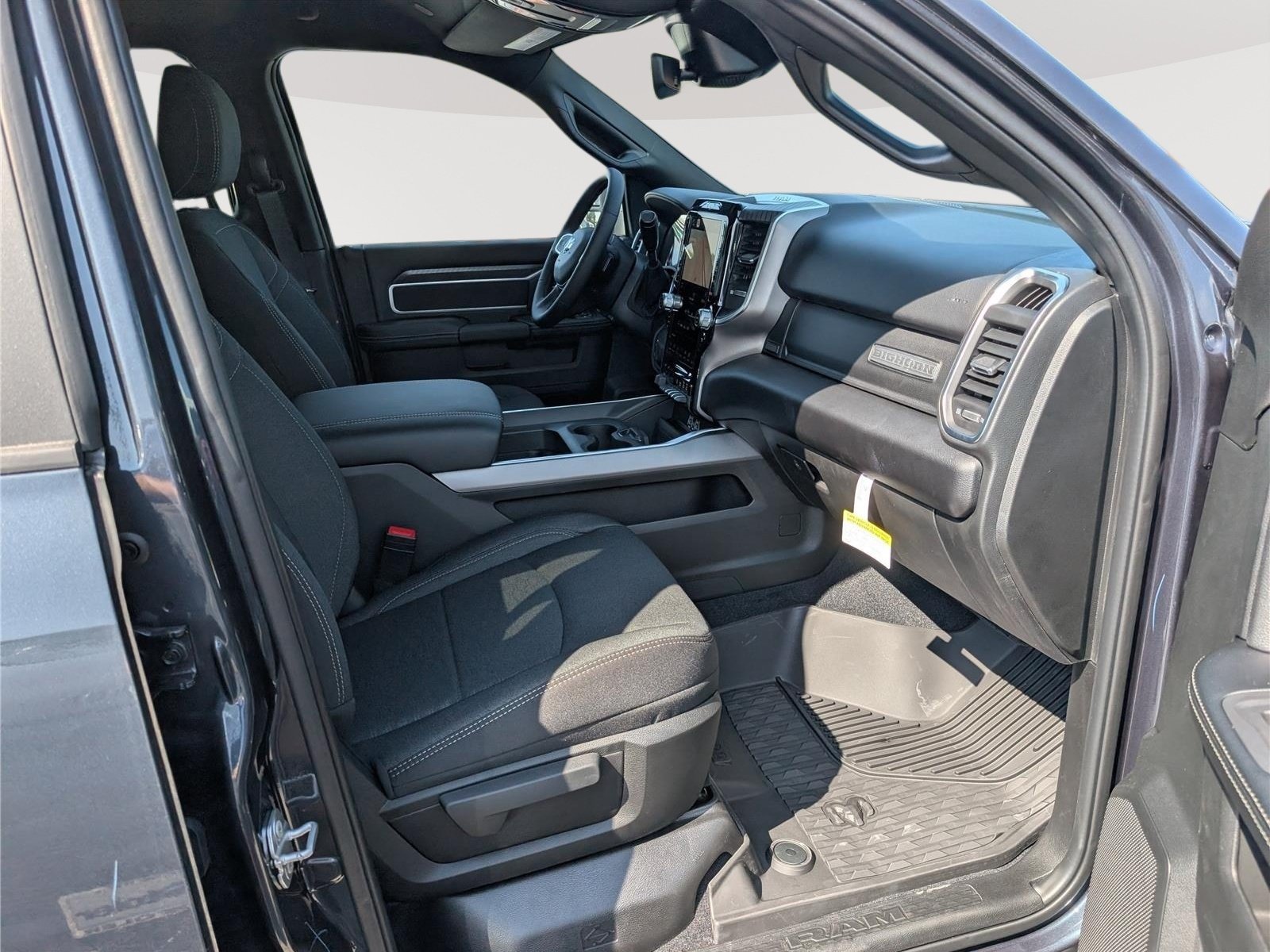 New 2026 RAM 3500 Big Horn AWD/4WD image 6