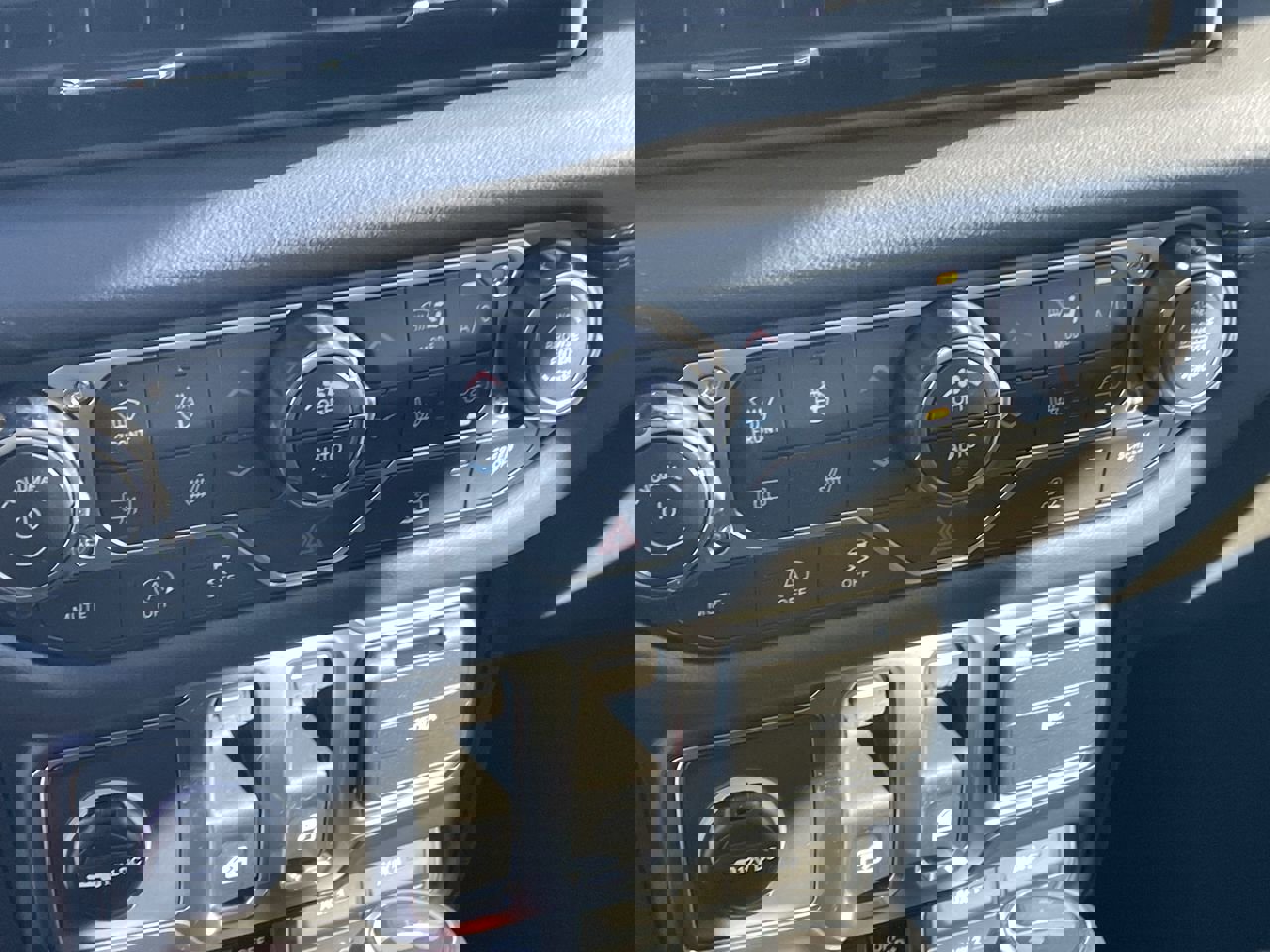 New 2026 Jeep Wrangler Rubicon w/ Xtreme 35 Tire Package image 34