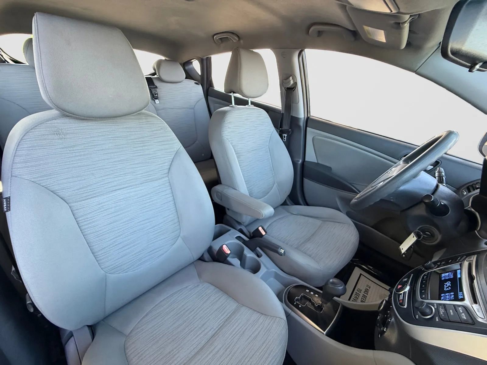 Used 2016 Hyundai Accent SE FWD image 21