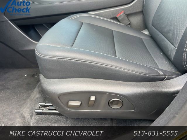 Used 2026 Chevrolet Traverse LT AWD/4WD image 9