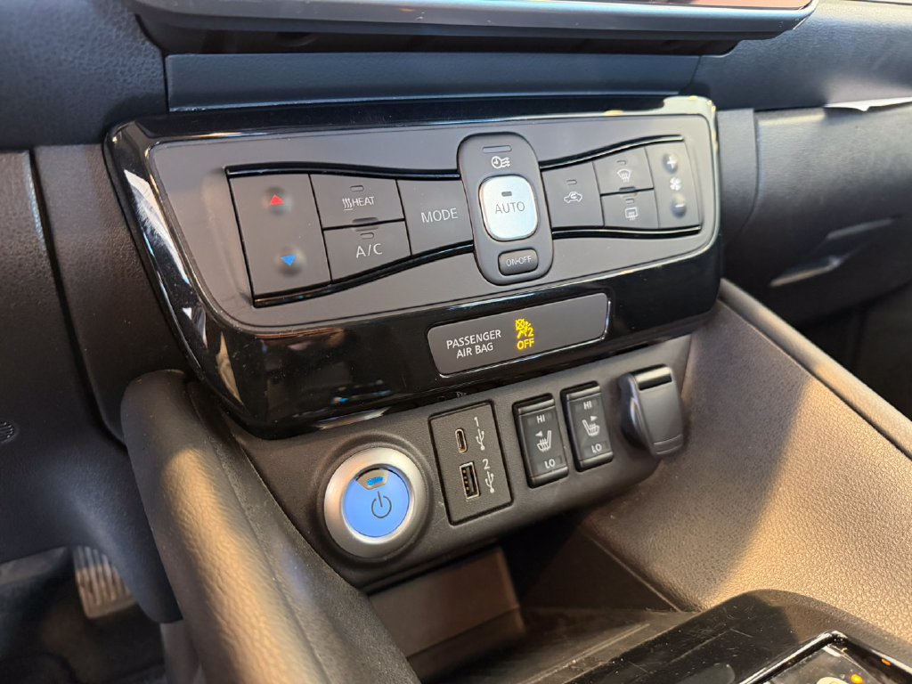 Used 2025 Nissan Leaf SV Plus FWD image 22