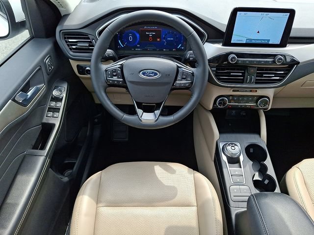 Used 2022 Ford Escape SEL w/ Technology Package AWD/4WD image 11