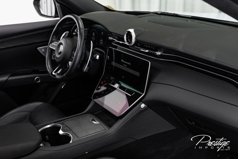 Used 2023 Maserati Grecale Modena image 44