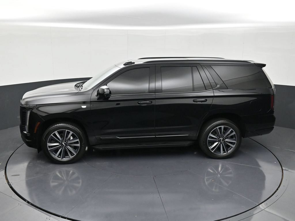 Certified 2025 Cadillac Escalade Sport RWD image 16