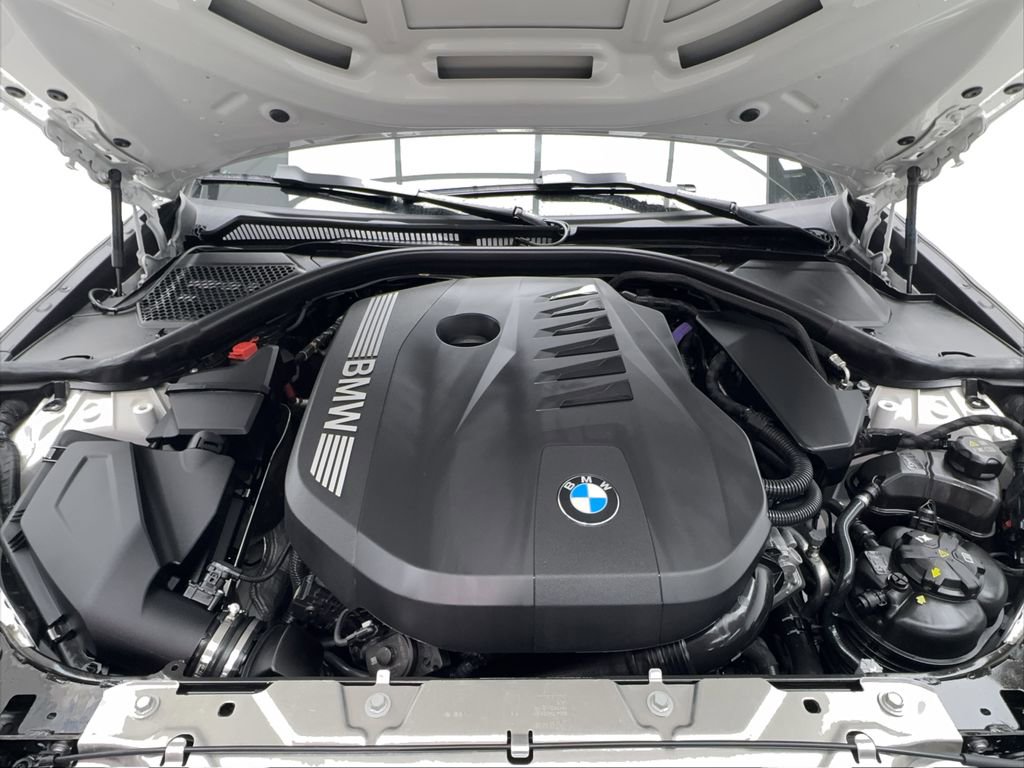 Used 2025 BMW M340i w/ Shadowloine Package image 17