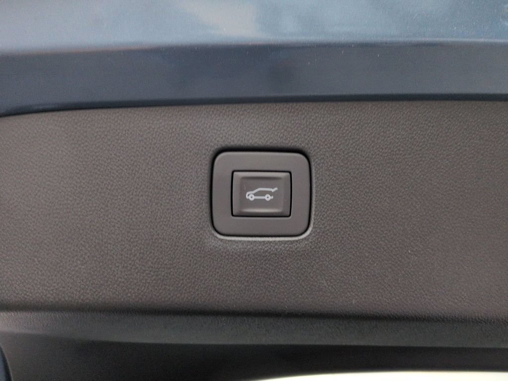 New 2026 Buick Envista Sport Touring w/ Convenience I Package FWD image 22