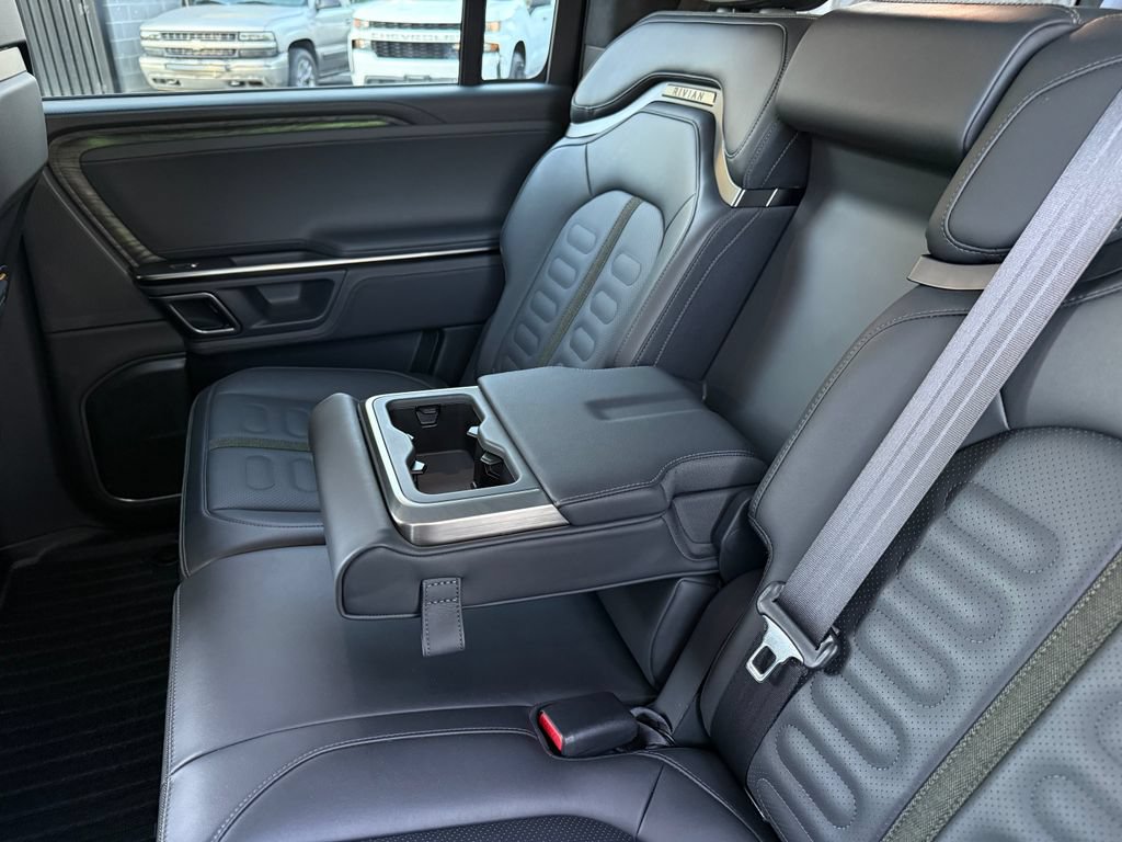 Used 2022 Rivian R1S Launch Edition Quad AWD/4WD image 37