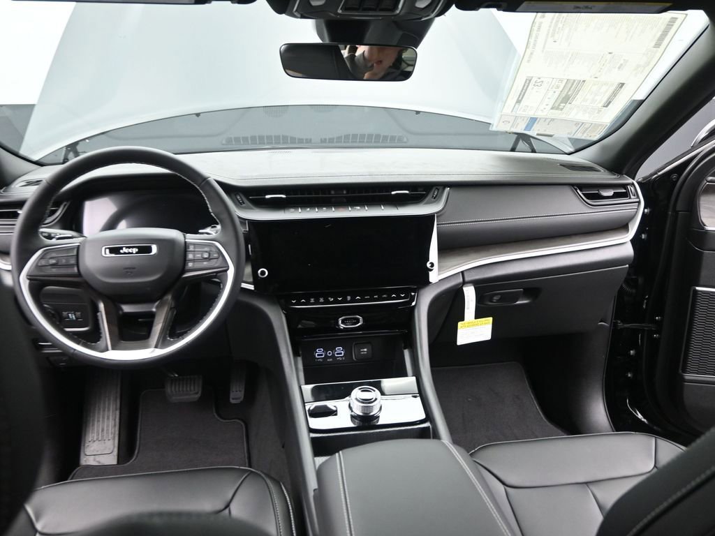 New 2026 Jeep Grand Cherokee Limited image 23