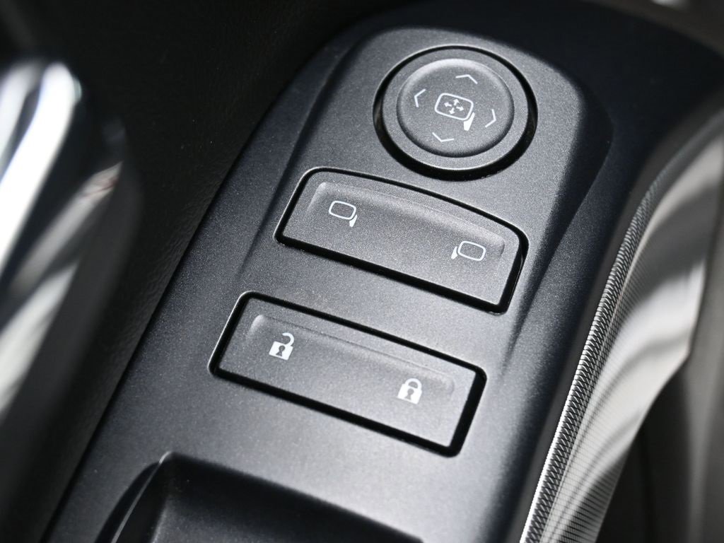 Used 2018 Chevrolet Silverado 1500 LT w/ All Star Edition image 12