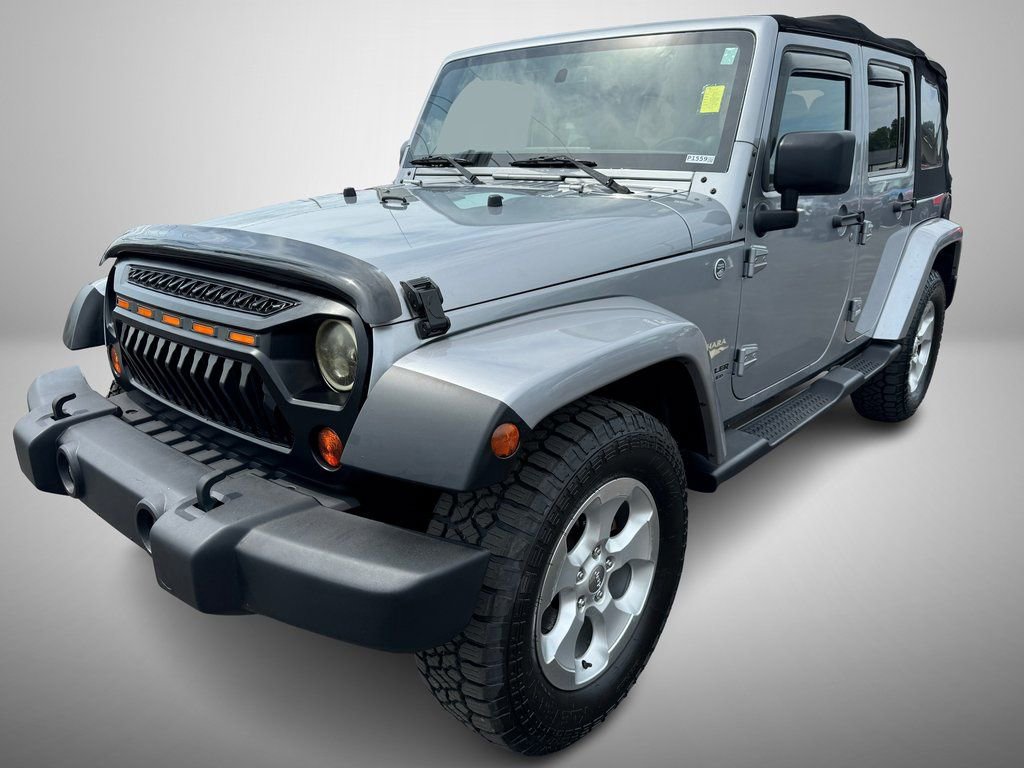 Used 2013 Jeep Wrangler Unlimited Sahara w/ Connectivity Group image 2