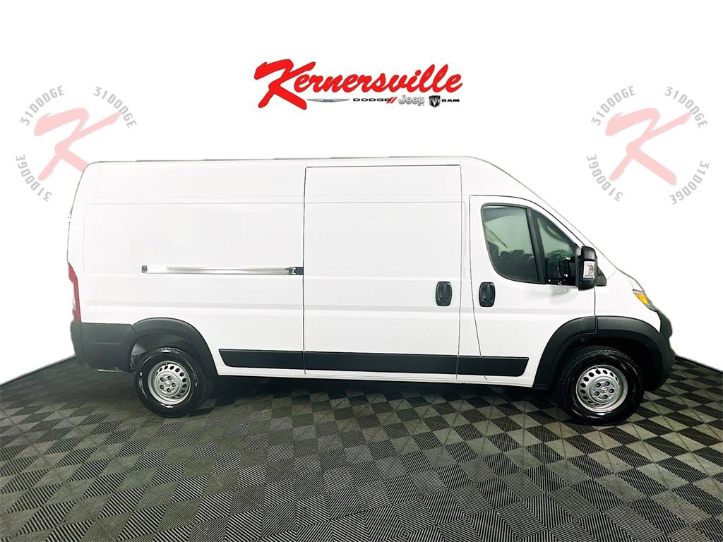 New 2025 RAM ProMaster 2500 w/ Premium Convenience Group image 8