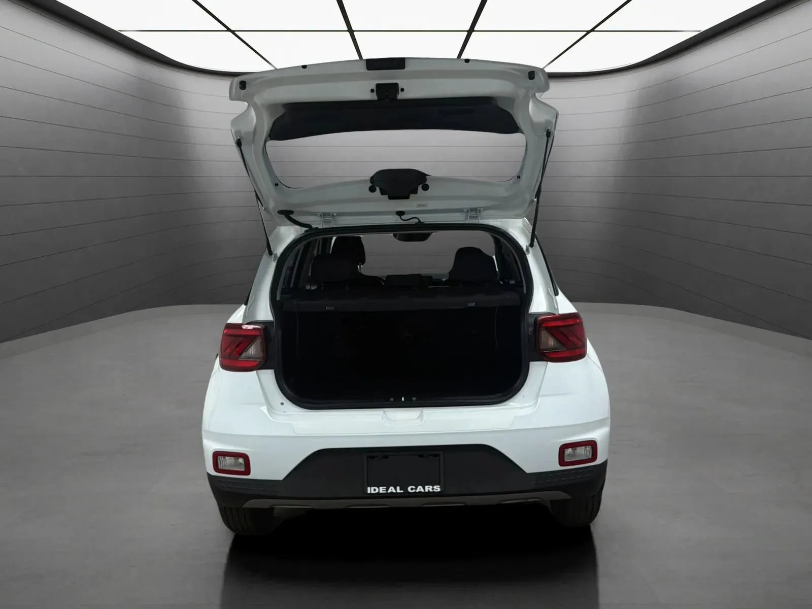 Used 2021 Hyundai Venue SE w/ Cargo Package FWD image 10