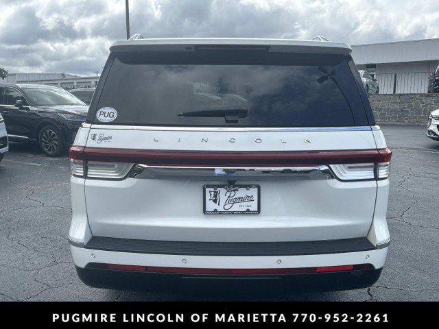 Used 2023 Lincoln Navigator L Reserve AWD/4WD image 6