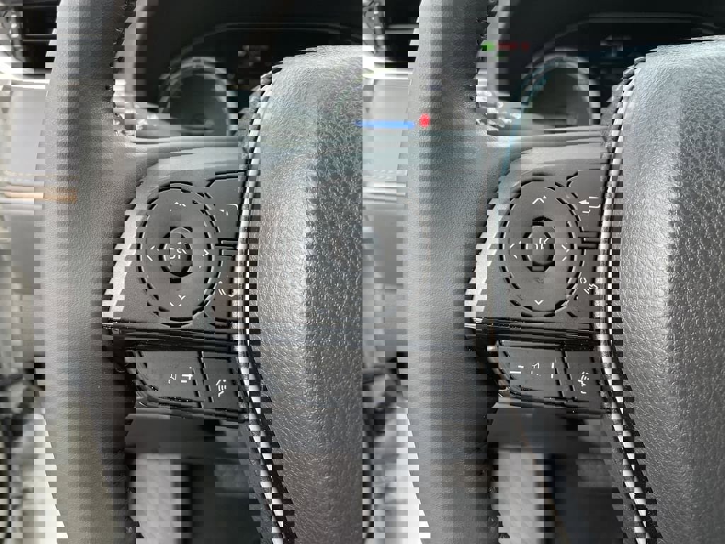 Used 2021 Toyota Venza XLE w/ Softex Package image 28