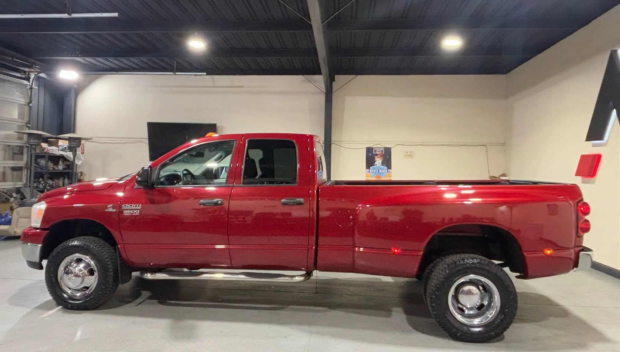 Used 2009 Dodge Ram 3500 Truck SLT w/ Popular Equipment Group AWD/4WD image 8
