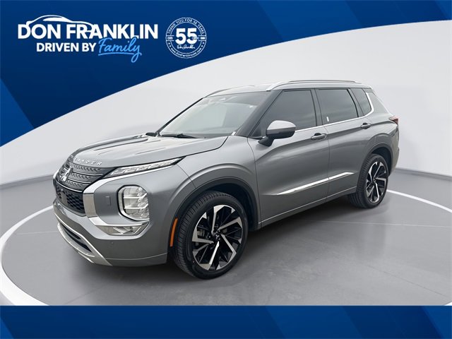 Used 2023 Mitsubishi Outlander SEL image 1