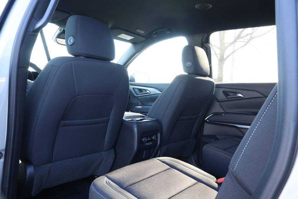 New 2026 Chevrolet Traverse LT w/ Midnight/Sport Edition FWD image 36