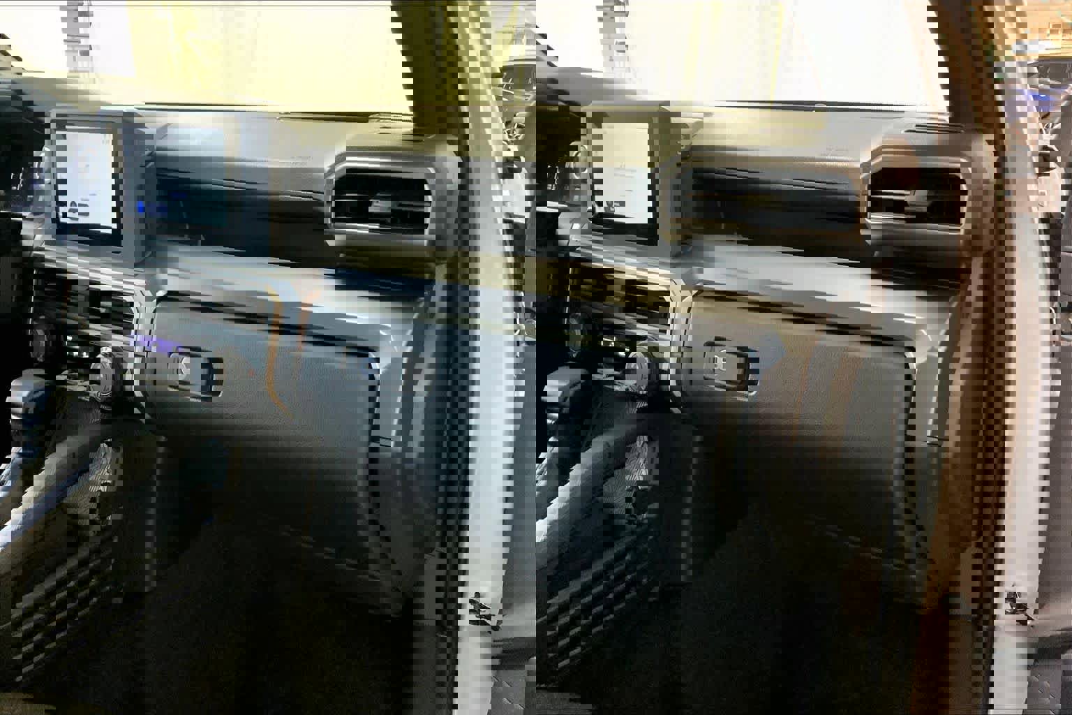 Used 2025 Toyota 4Runner SR5 image 18