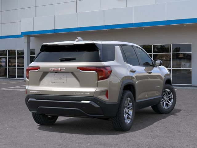 Used 2027 GMC Terrain Elevation w/ Technology Package II FWD image 4